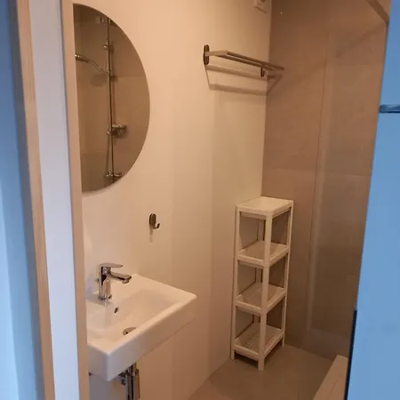 Dom Hermana Privatunterkunft Treptower Deep