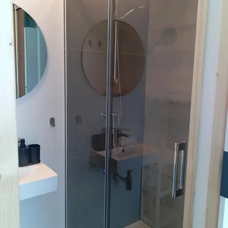 Dom Hermana Treptower Deep